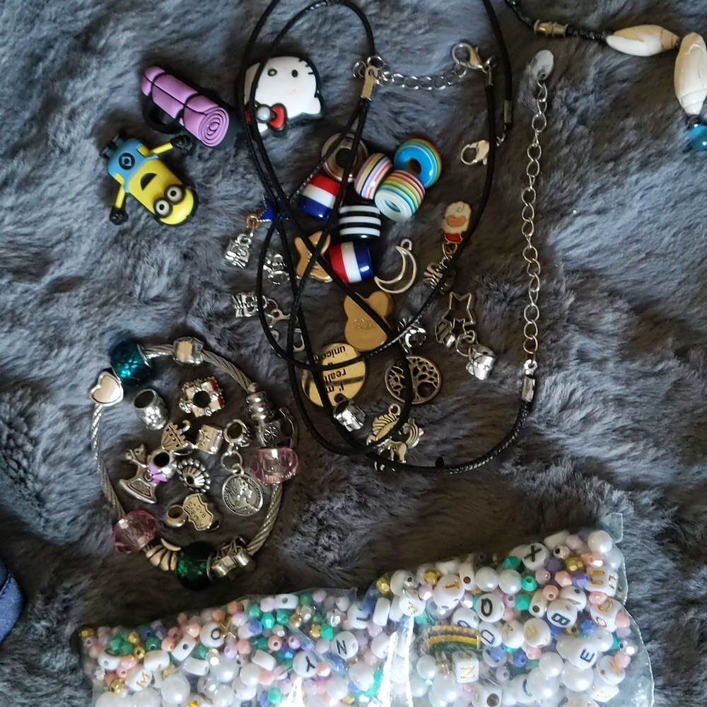 Jewelry bundle - Picture 5 of 5